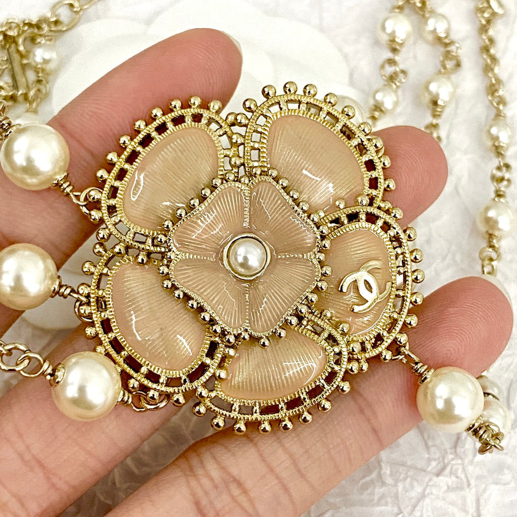 Chanel Camellia Choker 18K Gold Necklace
