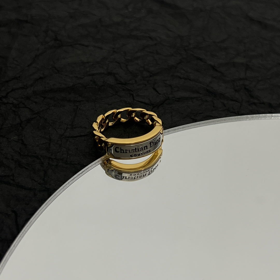 Dior Couture Chain Link 18K Gold Ring