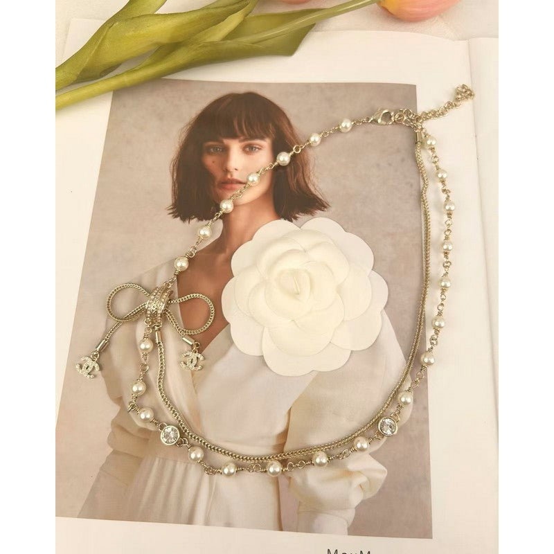 Chanel Bow Tie Pearl 18K Gold Necklace