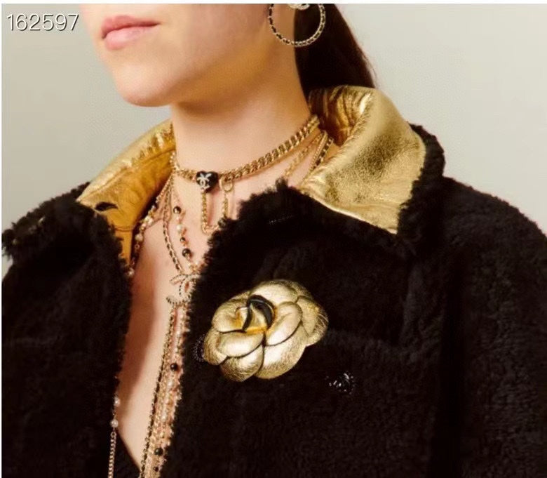 Chanel Black Choker 18K Gold Necklace