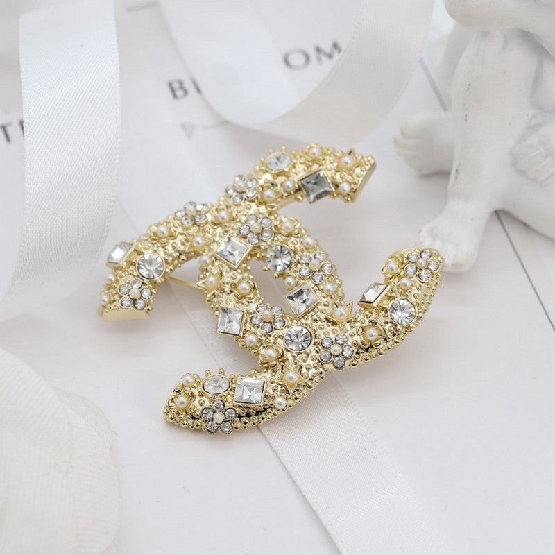 Chanel Crystal Gold 18K Gold Brooch