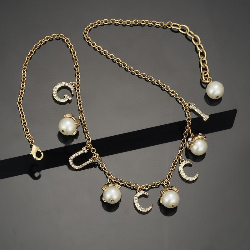 Gucci Double Pearl 18K Gold Necklace