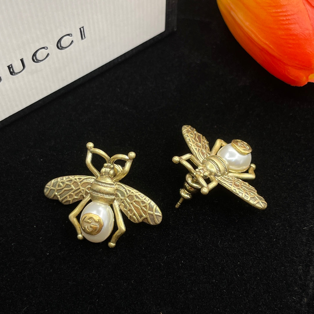Gucci Double Bee Pearl 18K Gold Earrings