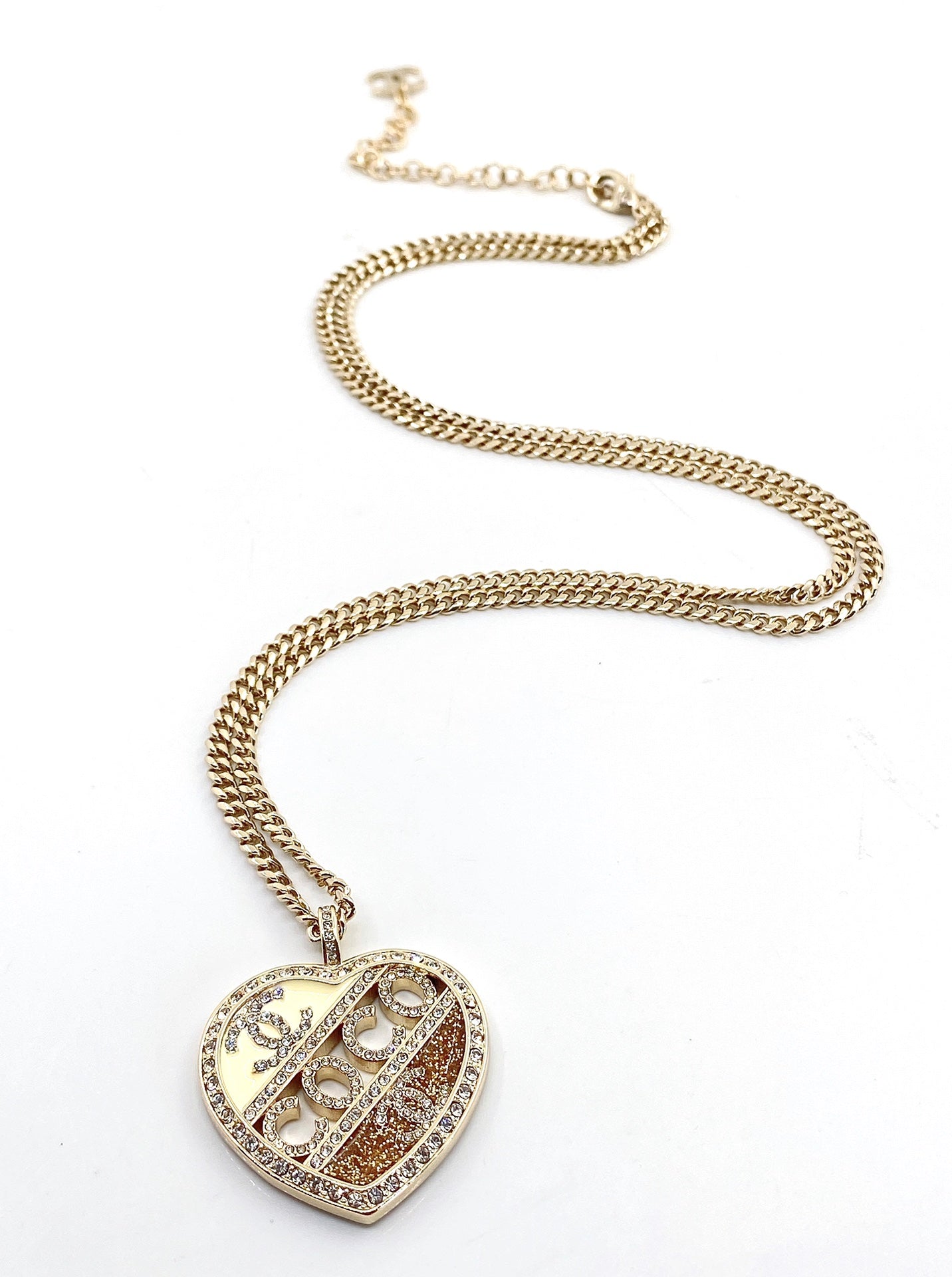 Chanel Heart Diamond Chain 18K Gold Necklace