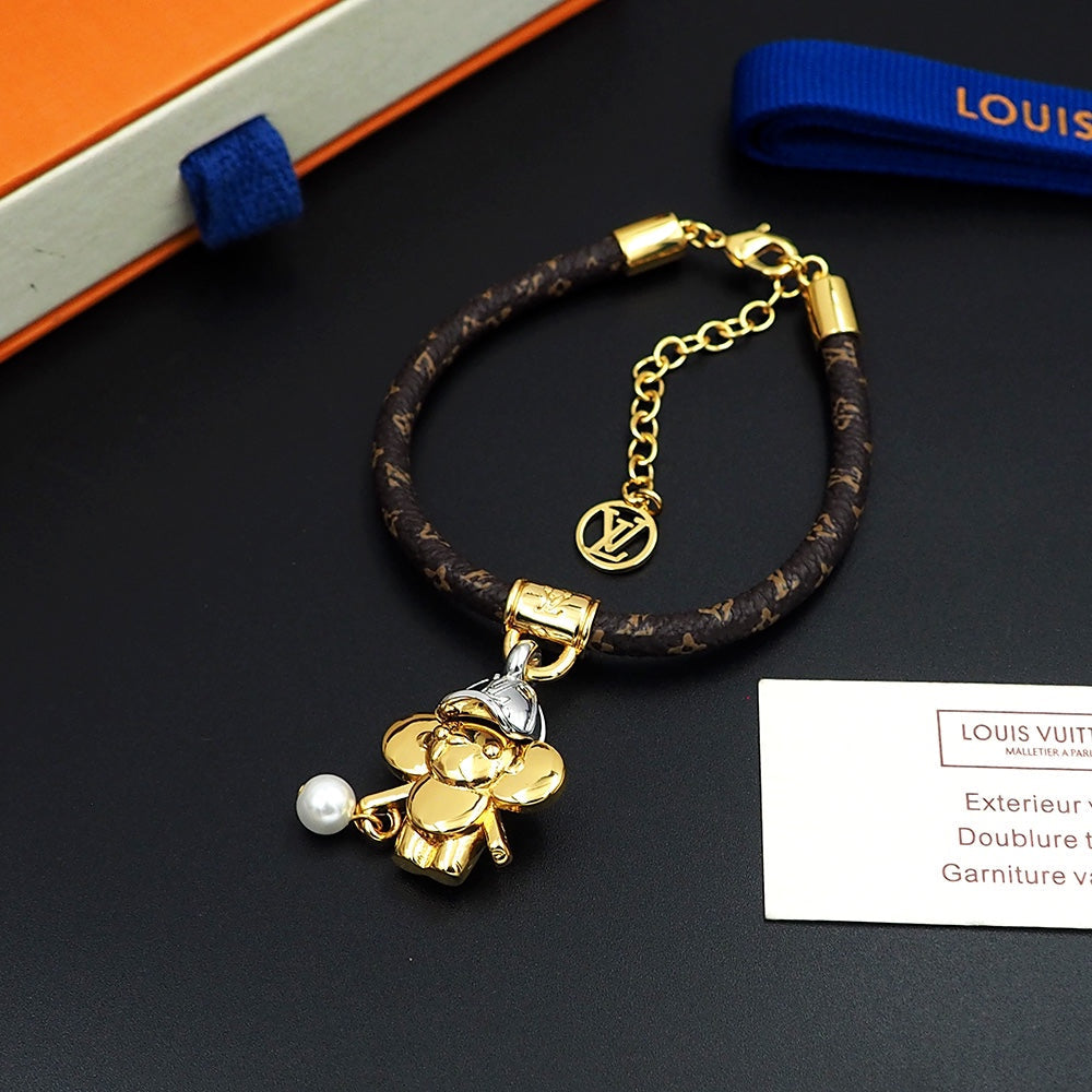 Louis Vuitton Vivienne Pearls 18K Gold Bracelet