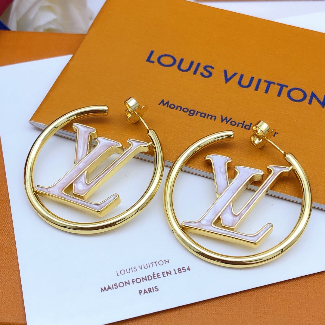 Louis Vuitton Louise Hoop Pearls 18K Gold Earrings