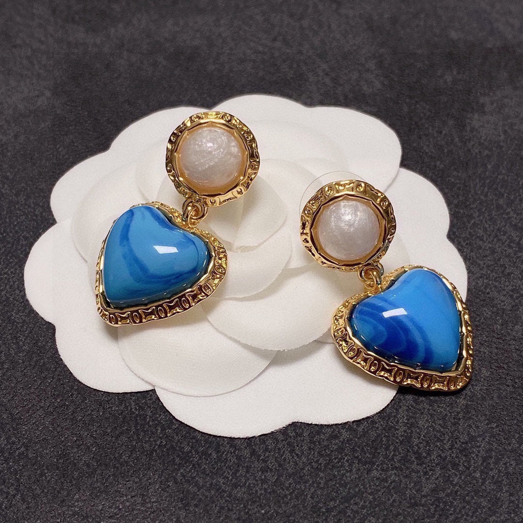 Chanel Blue Heart Pearl 18K Gold Earrings