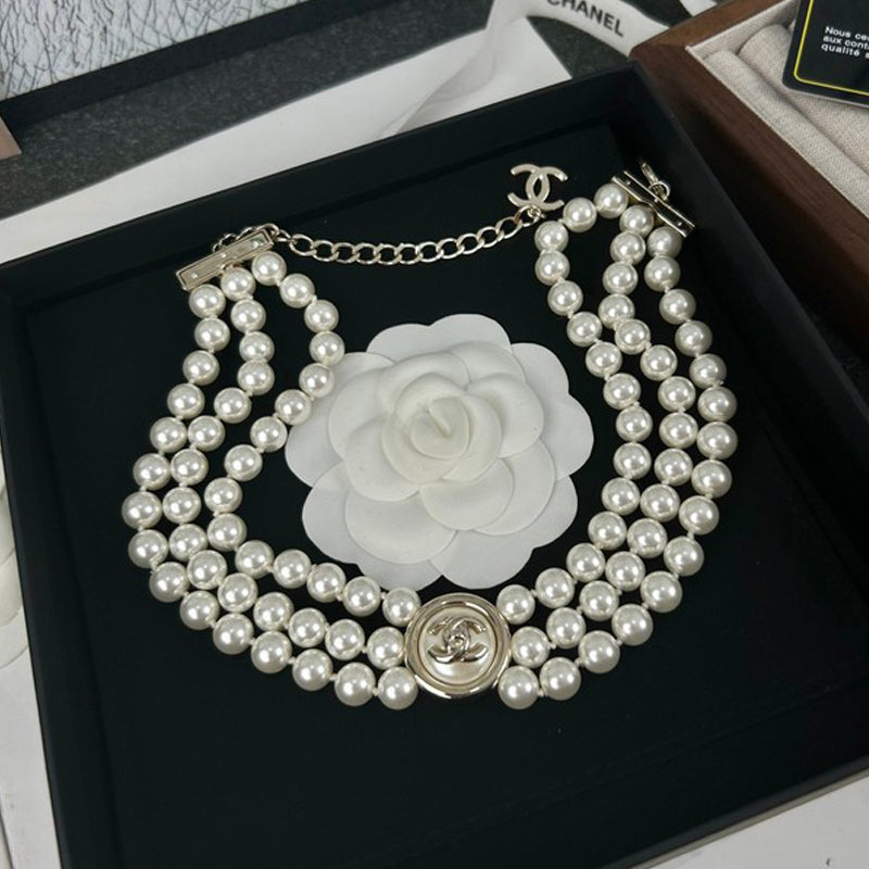 Chanel Choker Pearl Chain 18K Gold Necklace