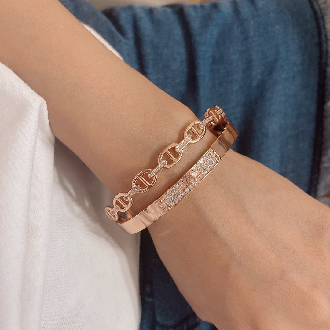 Hermes Kelly Double Tour Diamond 18K Gold Bracelet