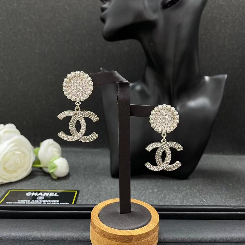 Chanel Diamond Drop 18K Gold Earrings