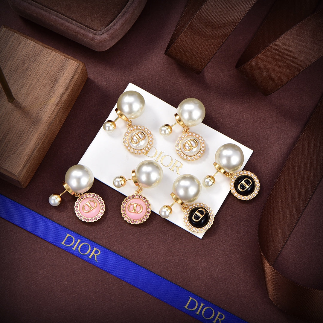 Dior Pearls 18K Gold Earrings