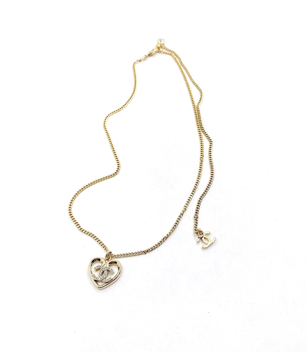 Chanel Heart Pendant Chain 18K Gold Necklace