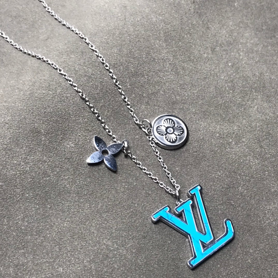 Louis Vuitton Blue Turquoise 18K Gold Necklace
