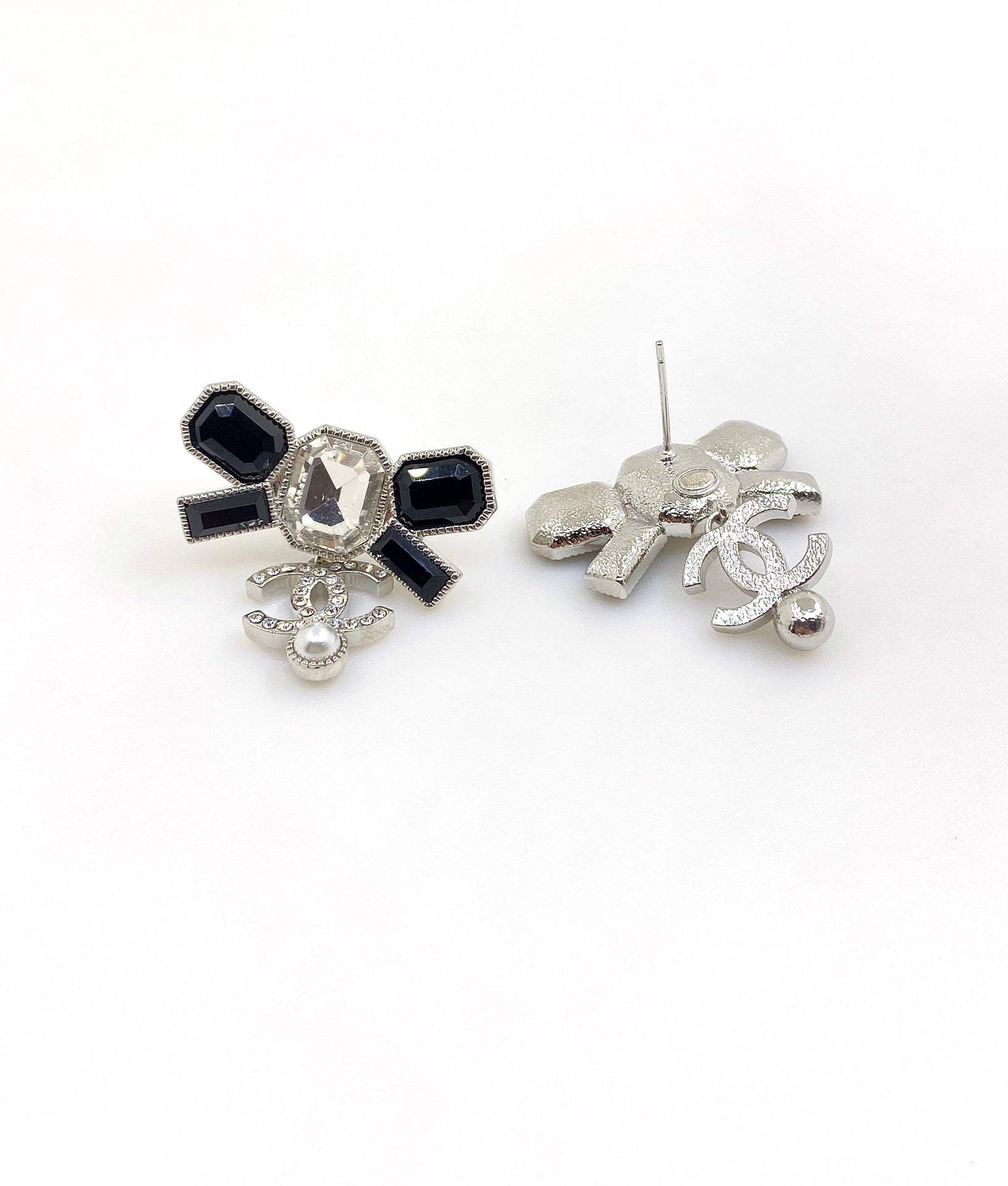 Chanel Bow Tie Crystals 18K Gold Earrings