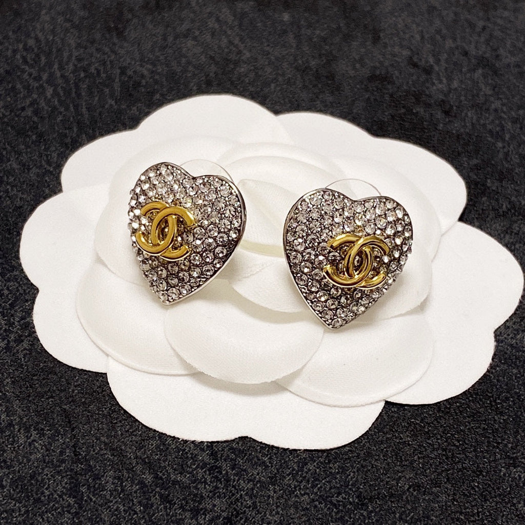 Chanel Heart Diamonds 18K Gold Earrings