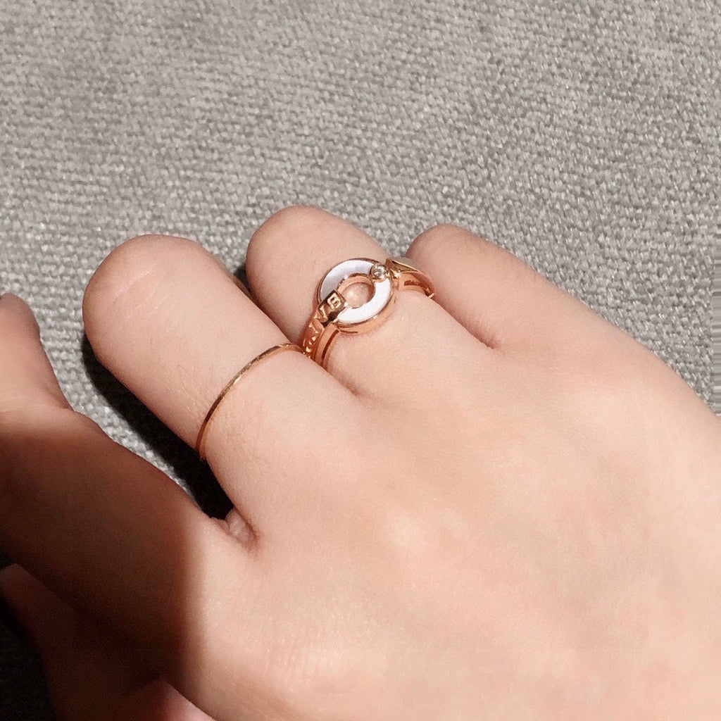 Bvlgari Pearl 18K Gold Ring