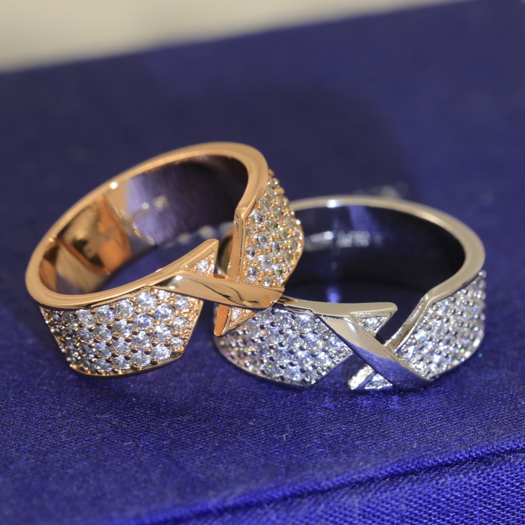 Liens Diamond 18K Gold Ring