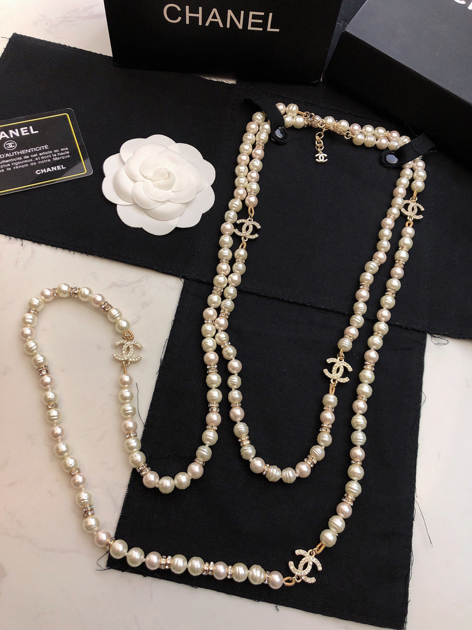 Chanel Pearl Choker 18K Gold Necklace