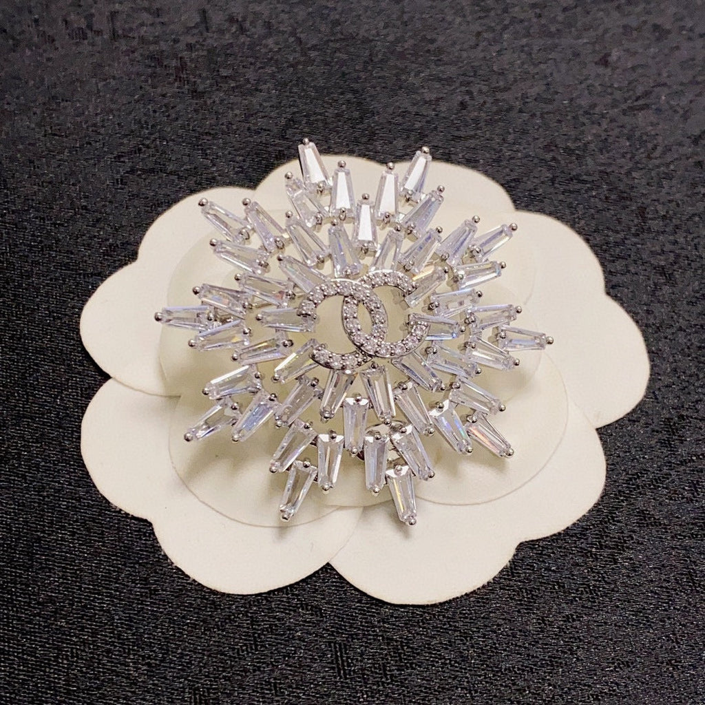Chanel Snow Flower 18K Gold Brooch