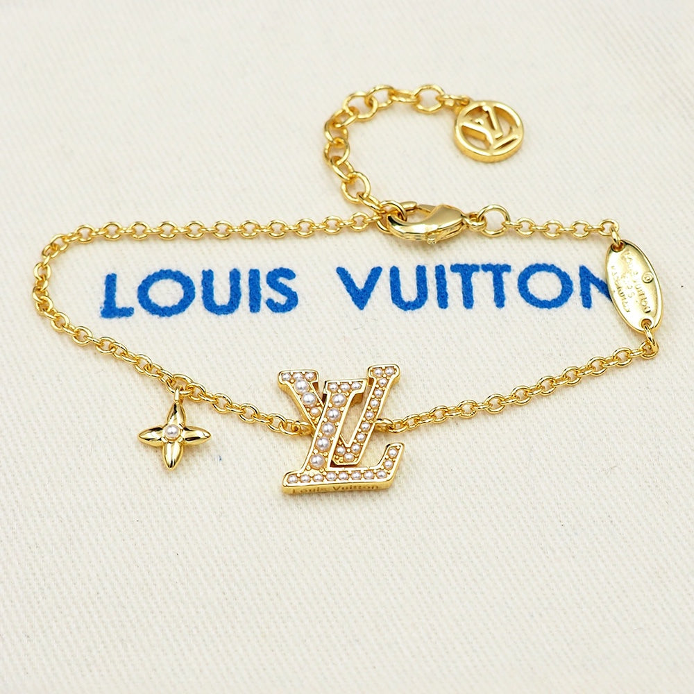 Louis Vuitton Iconic Pearls 18K Gold Bracelet