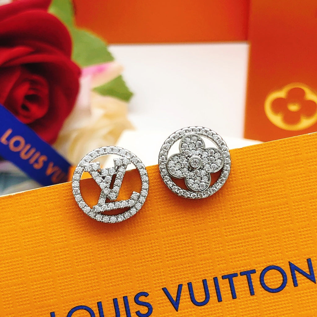 Louis Vuitton Blossom Diamond 18K Gold Earrings