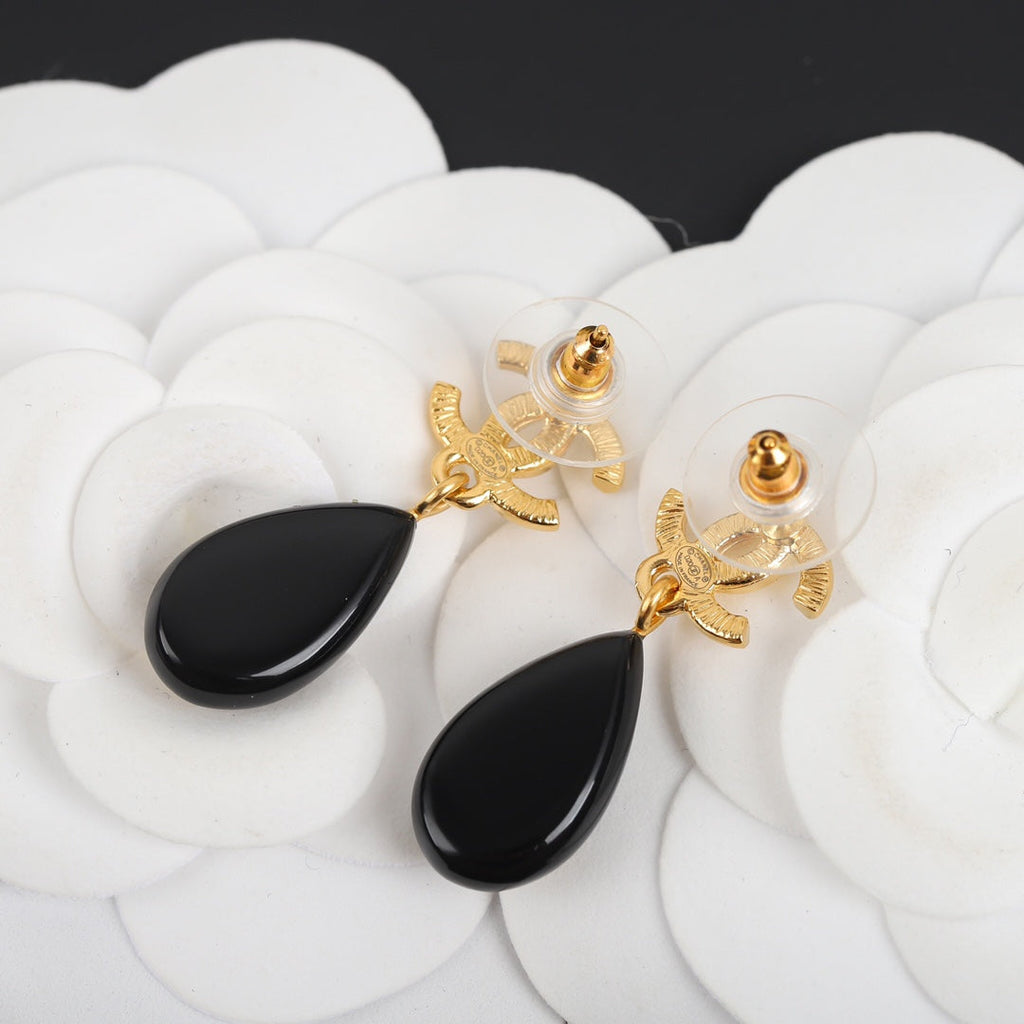 Chanel Camellia Pendant 18K Gold Earrings