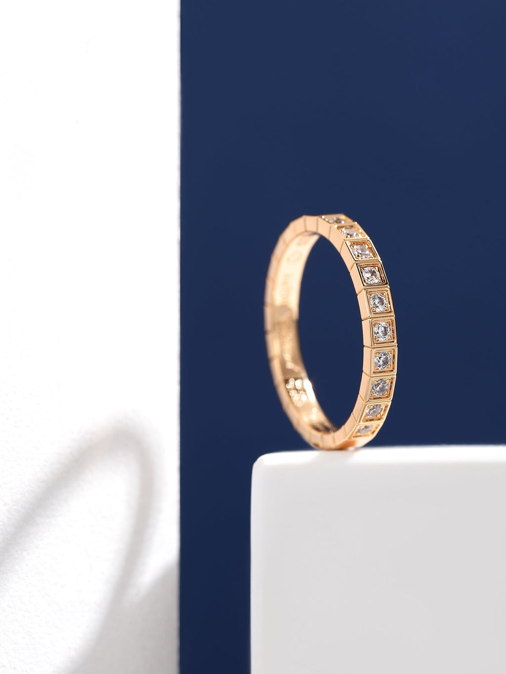 Ice Cube Diamonds 18K Gold Ring