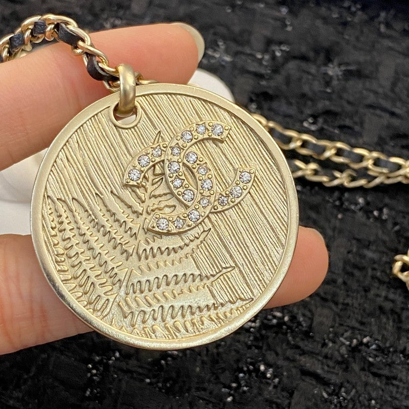 Chanel 22S Vintage 18K Gold Necklace