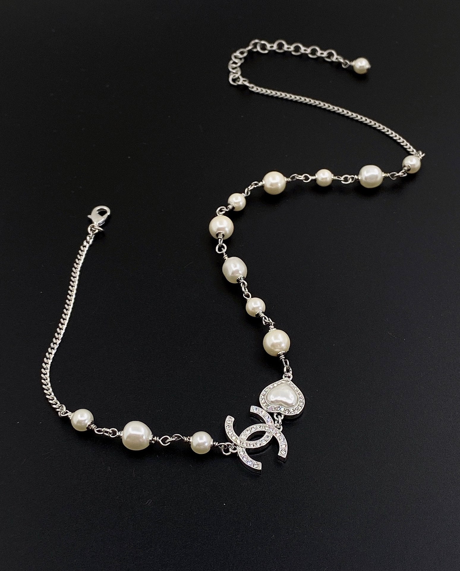 Pearls Crystals 18K Gold Necklace