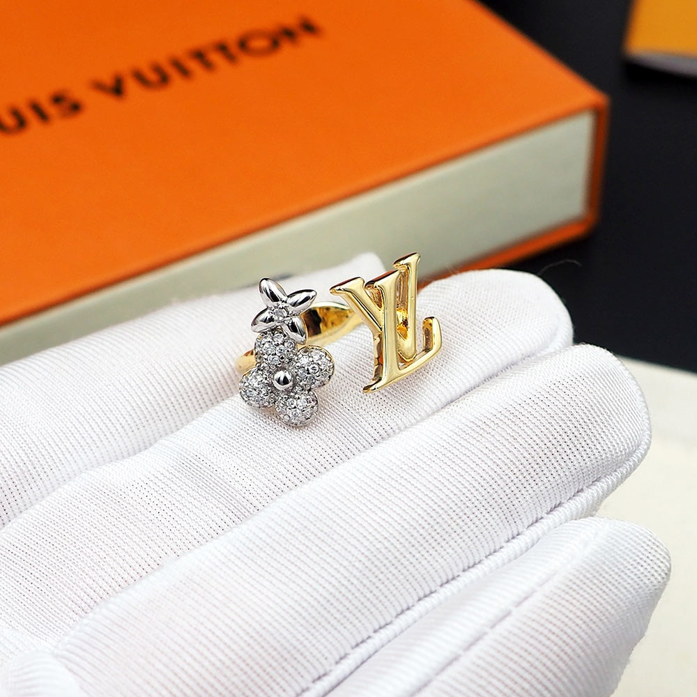 Louis Vuitton Gram 18K Gold Ring