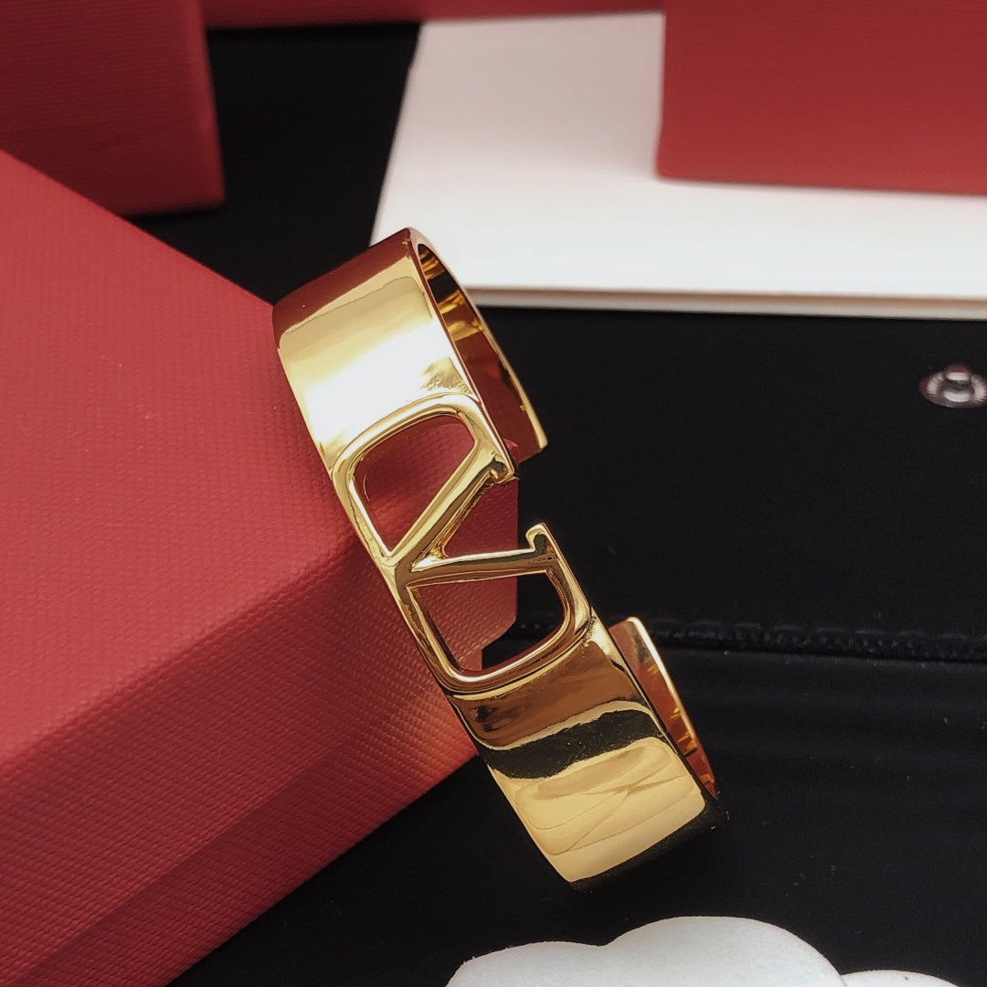 Valentino Cuff 18K Gold Bracelet