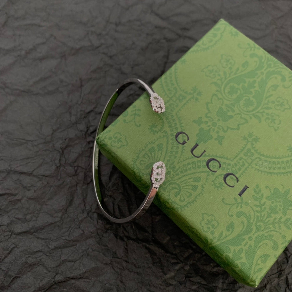 Gucci Double Running Diamond Cuff 18K Gold Bracelet
