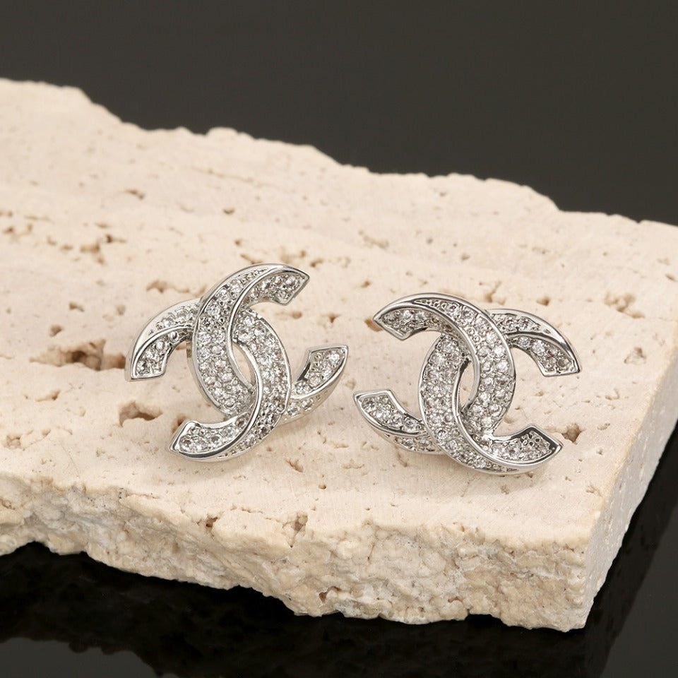 Chanel Diamonds 18K Gold Earrings