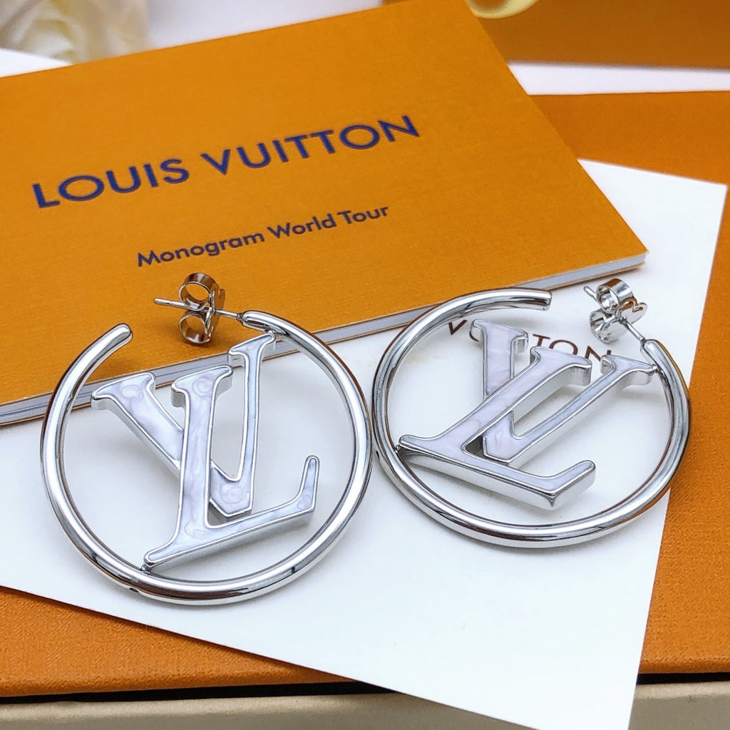 Louis Vuitton Louise Hoop Pearls 18K Gold Earrings