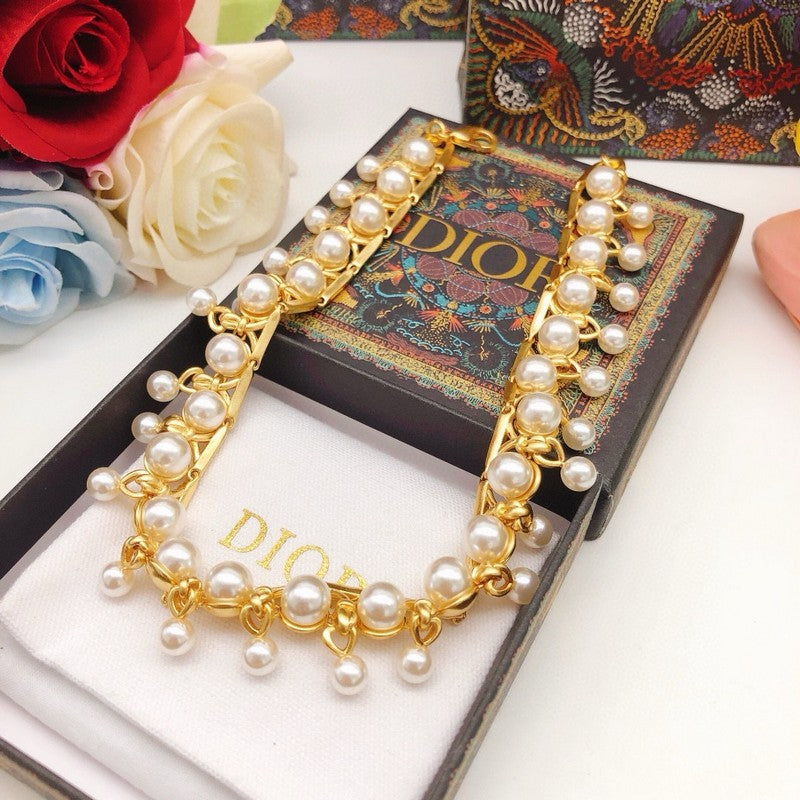 Dior 30 Montaigne Pearl 18K Gold Necklace