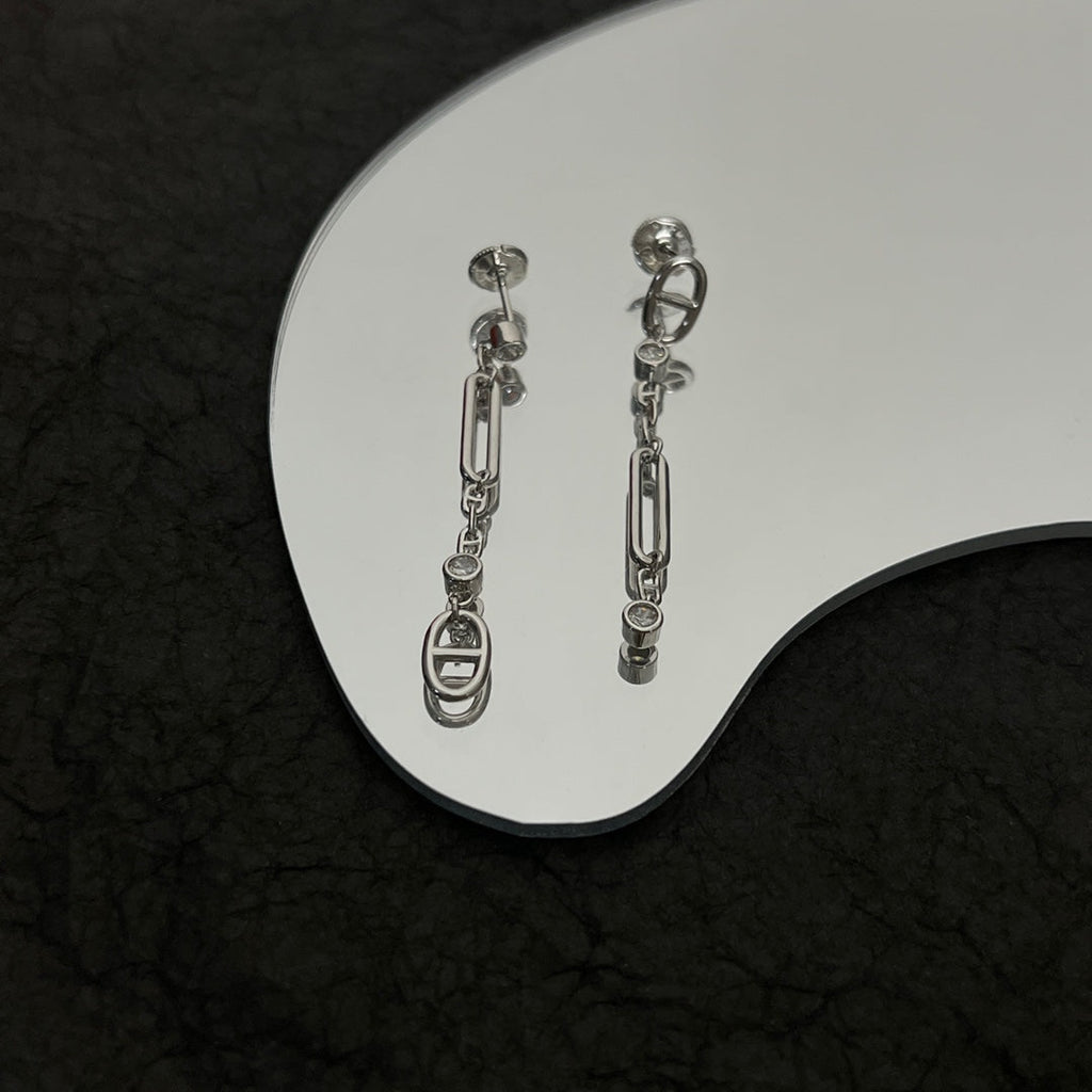 Hermes Chaine D'ancre Chaos 18K Gold Earrings