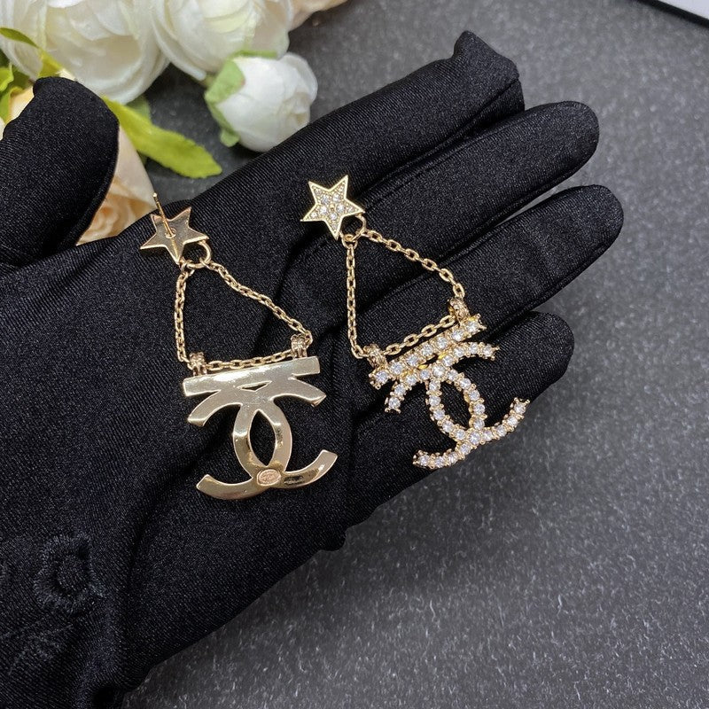 Chanel Star 18K Gold Earrings