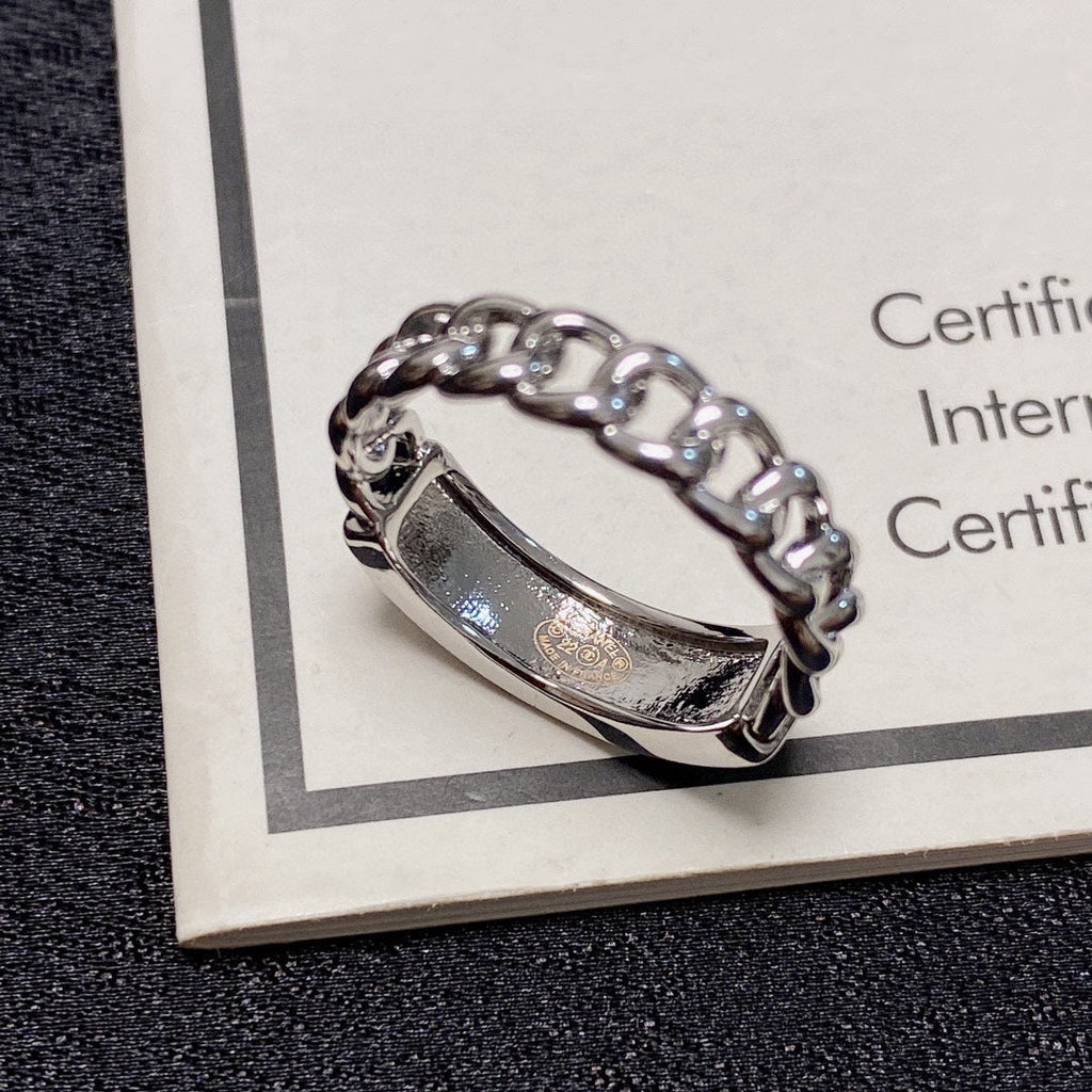 Chanel Chain Link 18K Gold Ring