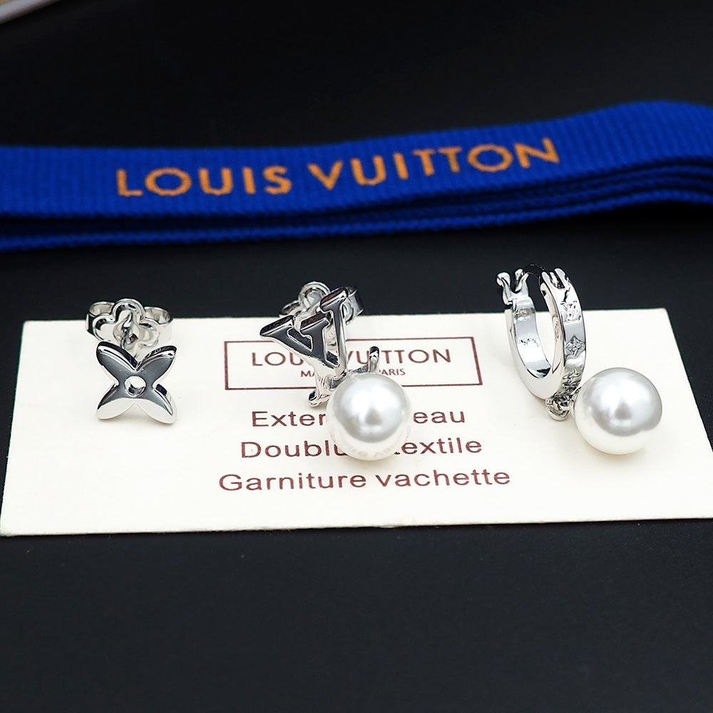 Louis Vuitton Monogram Pearls 18K Gold Earrings