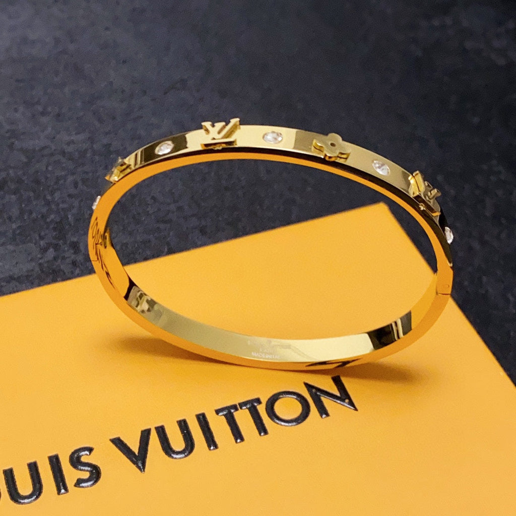 Louis Vuitton Diamonds 18K Gold Bracelet