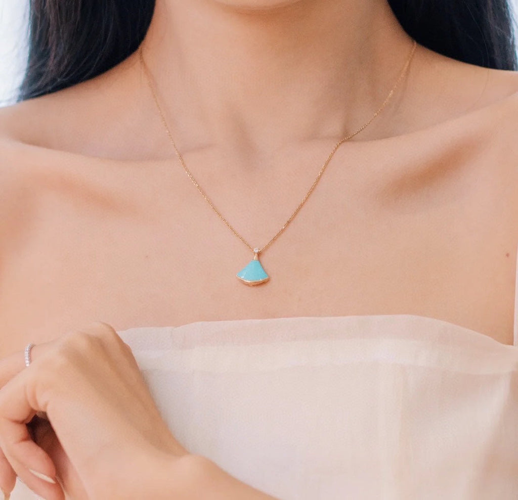 Bvlgari BVLGARI Dream Turquoise Pendant 18K Gold Necklace