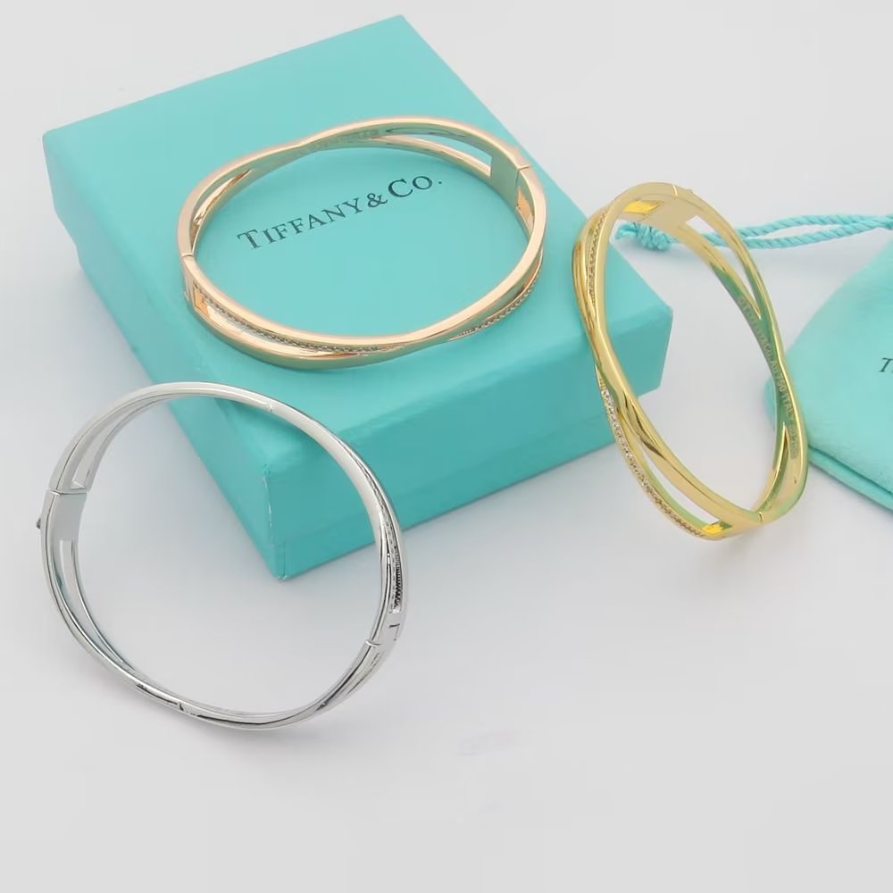 Tiffany Atlas x Narrow Hinged Bangle 18K Gold Bracelet