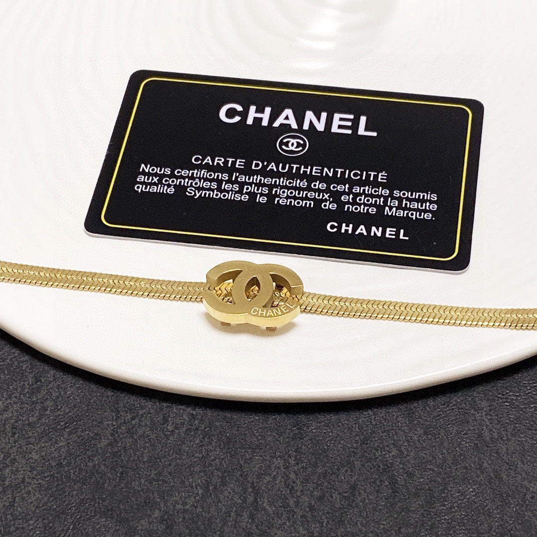 Chanel Gold Chain Choker 18K Gold Necklace