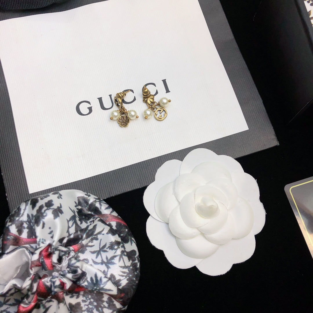 Gucci Double Flower & Pearl Pendant 18K Gold Earrings