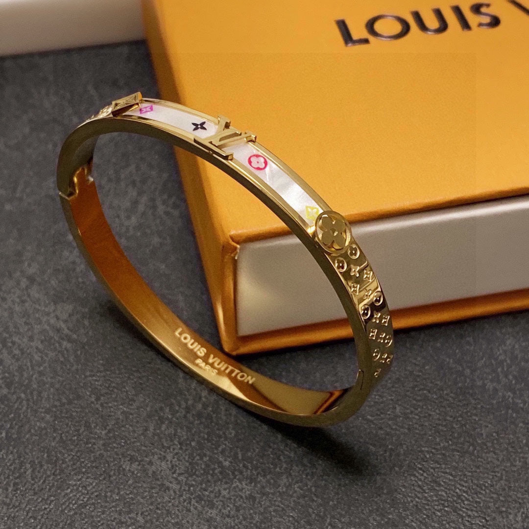 Louis Vuitton Idylle Blossom Pink 18K Gold Bracelet