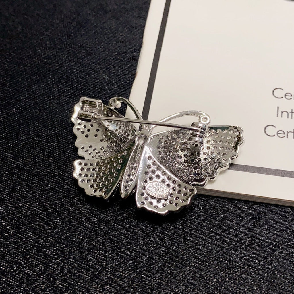 Chanel Butterfly Diamonds 18K Gold Brooch