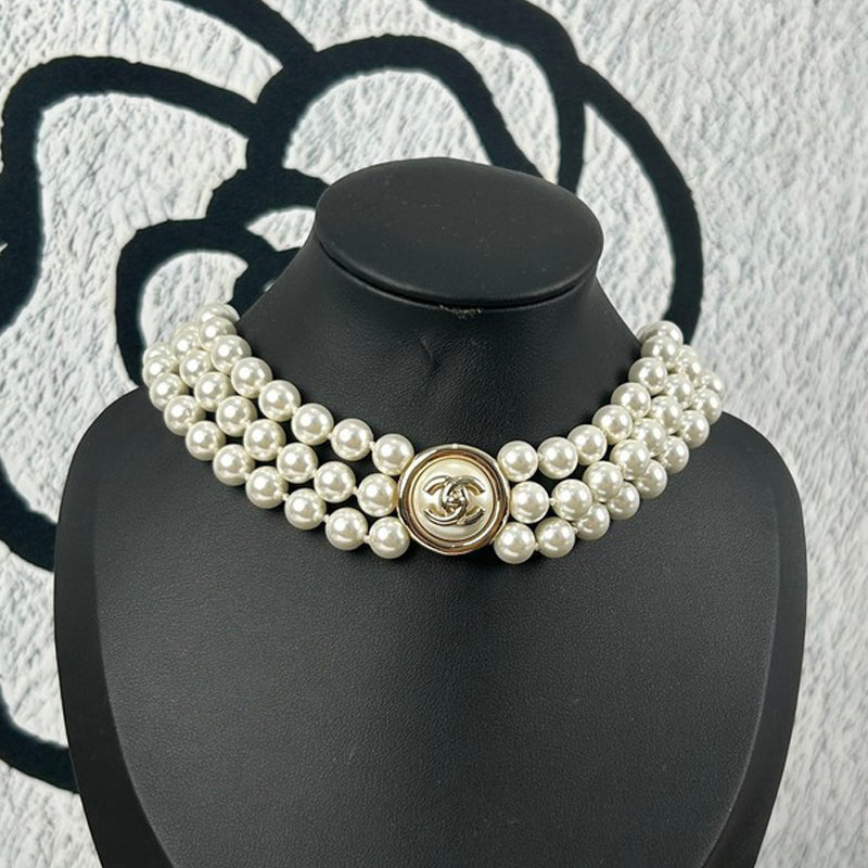 Chanel Choker Pearl Chain 18K Gold Necklace