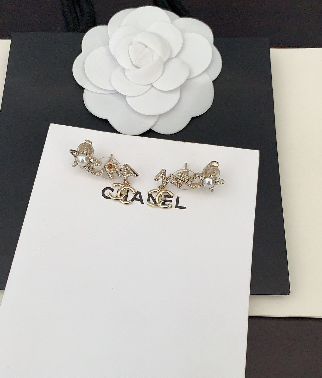Chanel Script Diamonds 18K Gold Earrings