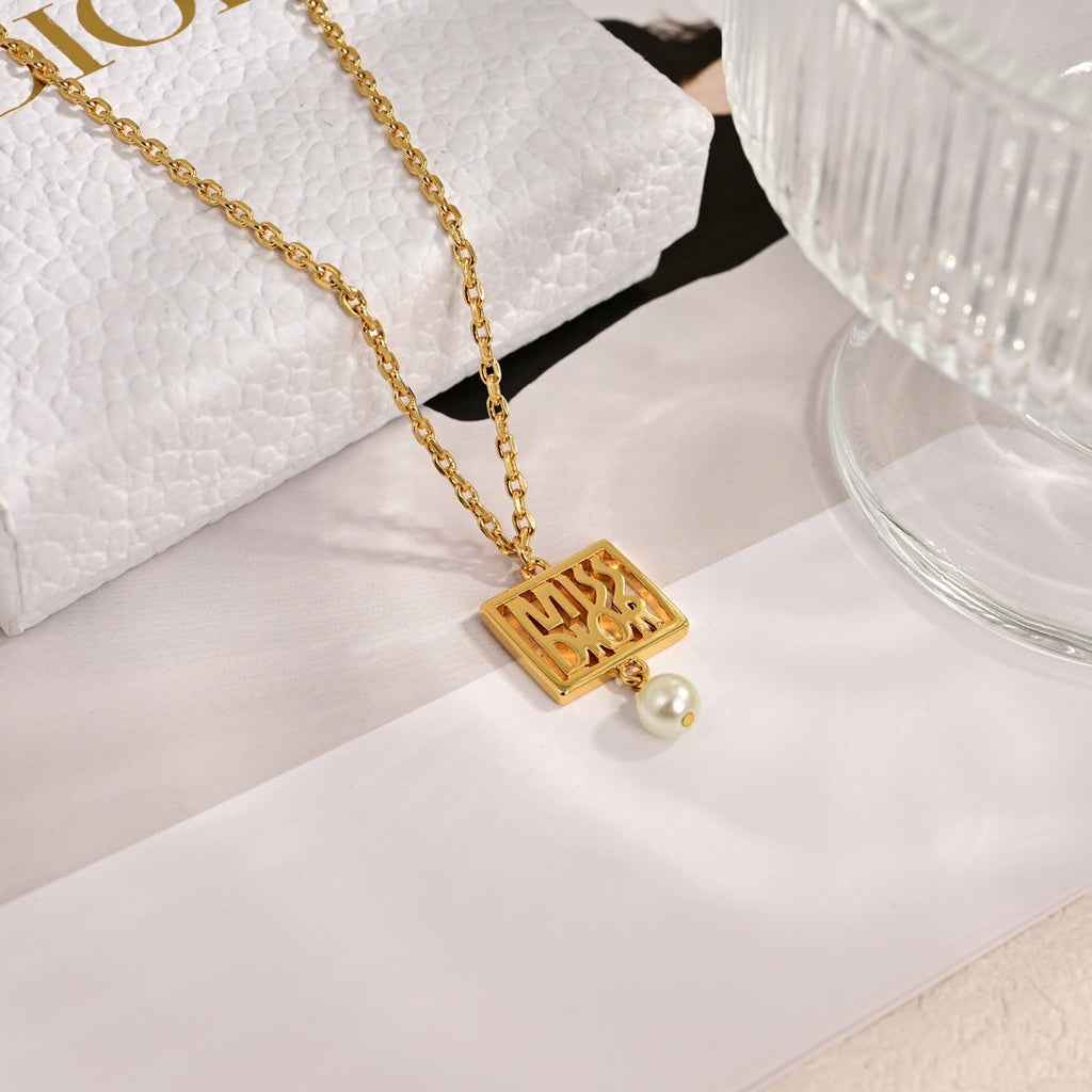 Dior Miss 18K Gold Necklace