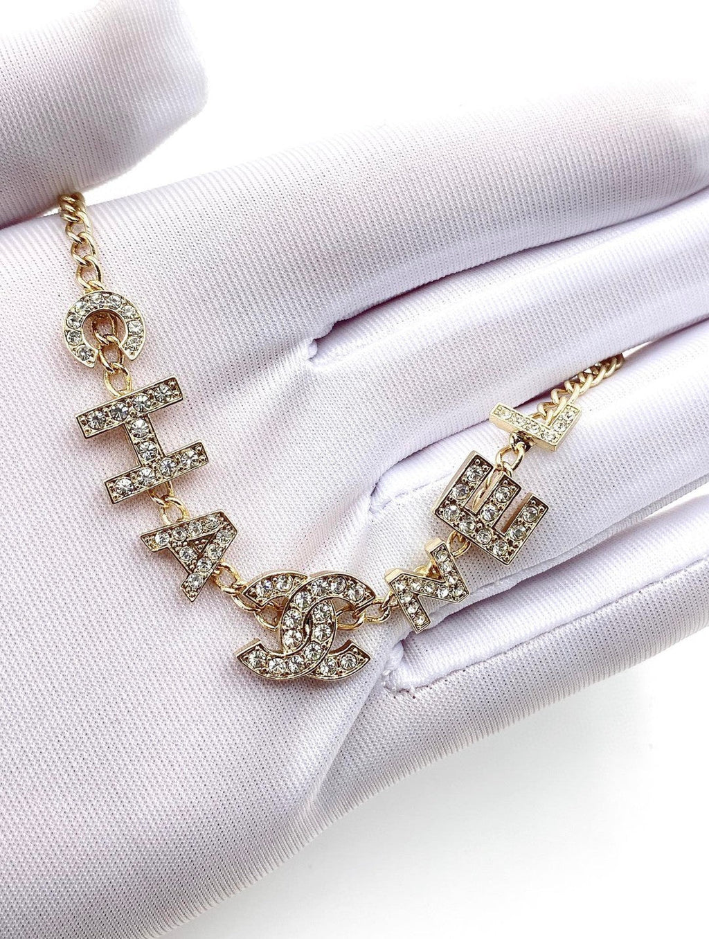 Chanel Script Diamonds 18K Gold Necklace